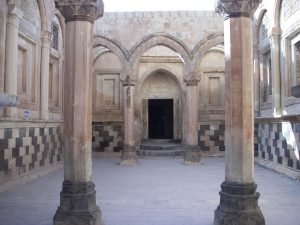 قصر اسحاق باشا