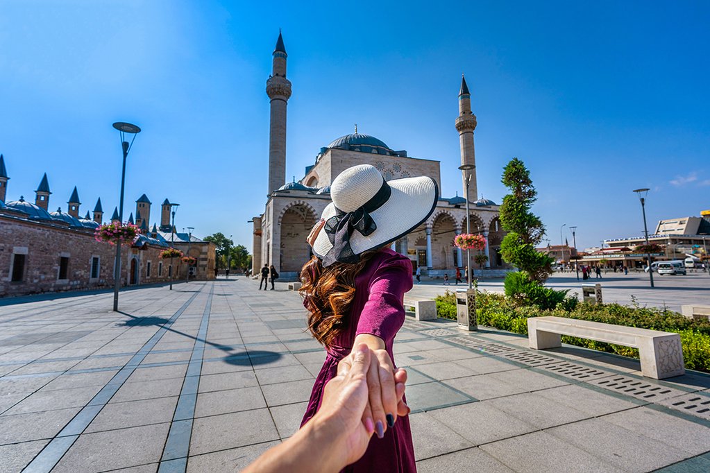 أهم برنامج سياحي مميز: استكشاف تراث وجمال تركيا في رحلة لا تُنسى
