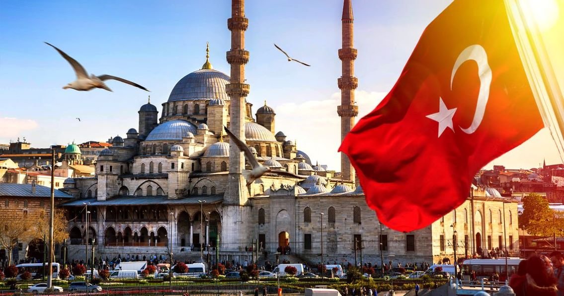 رحلة ساحرة: برنامج سياحي اسطنبول لا ينسى
